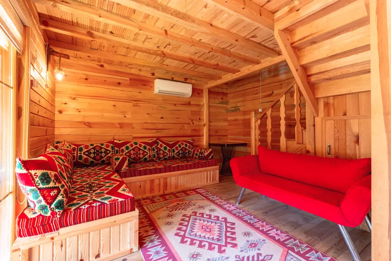 Dubleks bungalov yatak alanı